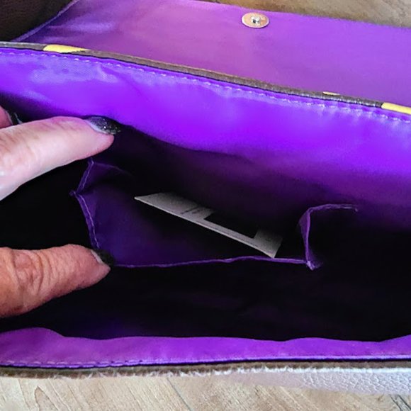 LSU Tigers Graffitti Clutch - Picture 5 of 5